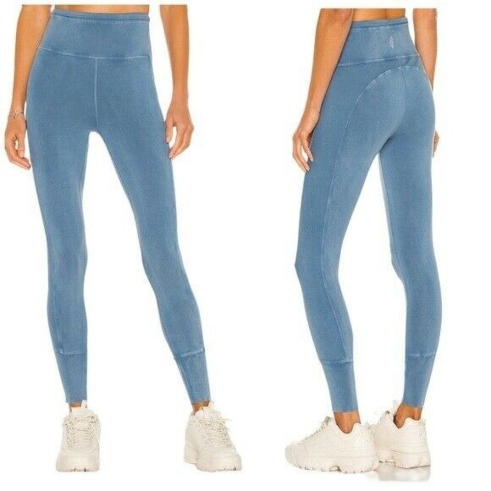 Free People X FP Movement Hot Shot Legging in Apres Blue Size Large